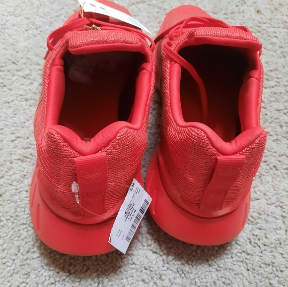 Adidas Swift run 22 Red shoes men size 10.5 ,14,NWT - Picture 4 of 9